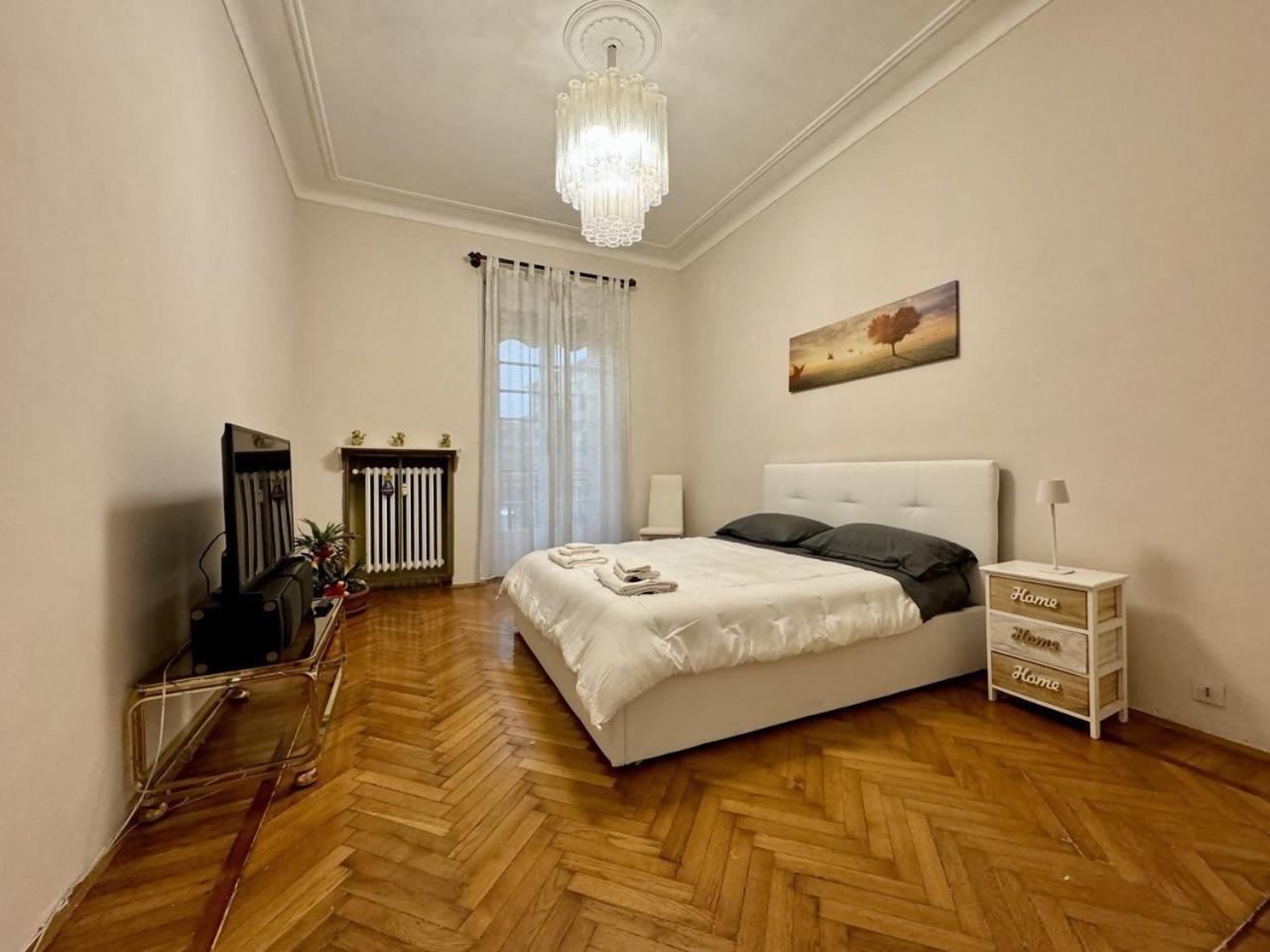 6 Posti Letto Vicino Al Centro Apartment Торино Екстериор снимка