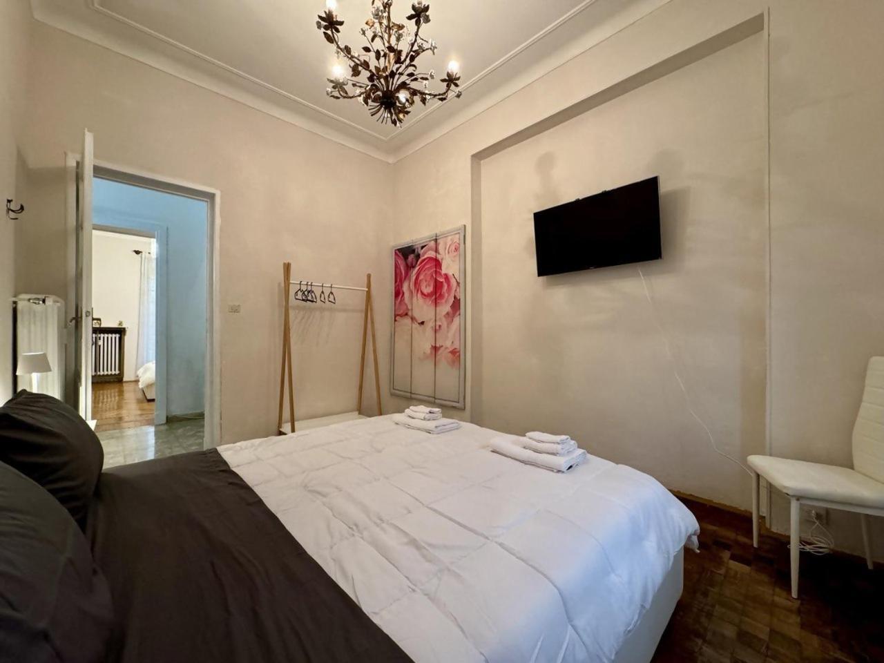6 Posti Letto Vicino Al Centro Apartment Торино Екстериор снимка